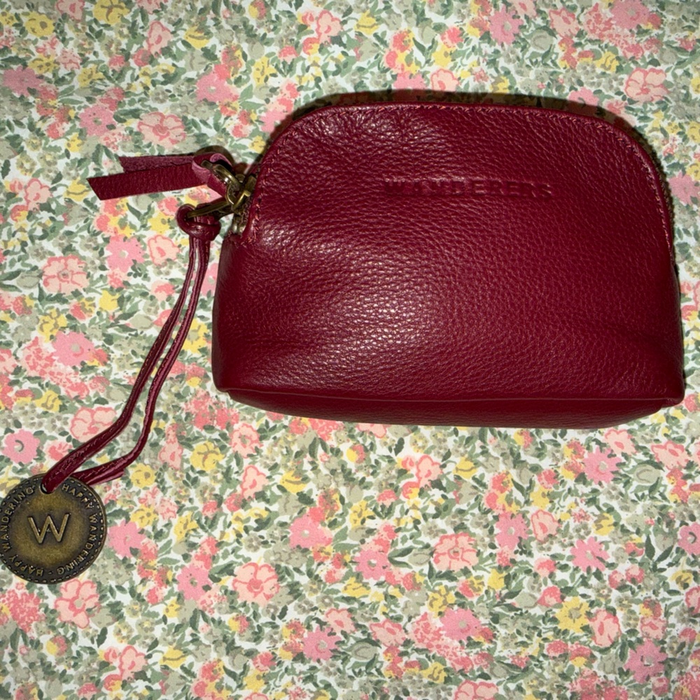 Women's Burgundy Leather Wallet - Picture 3 of 14